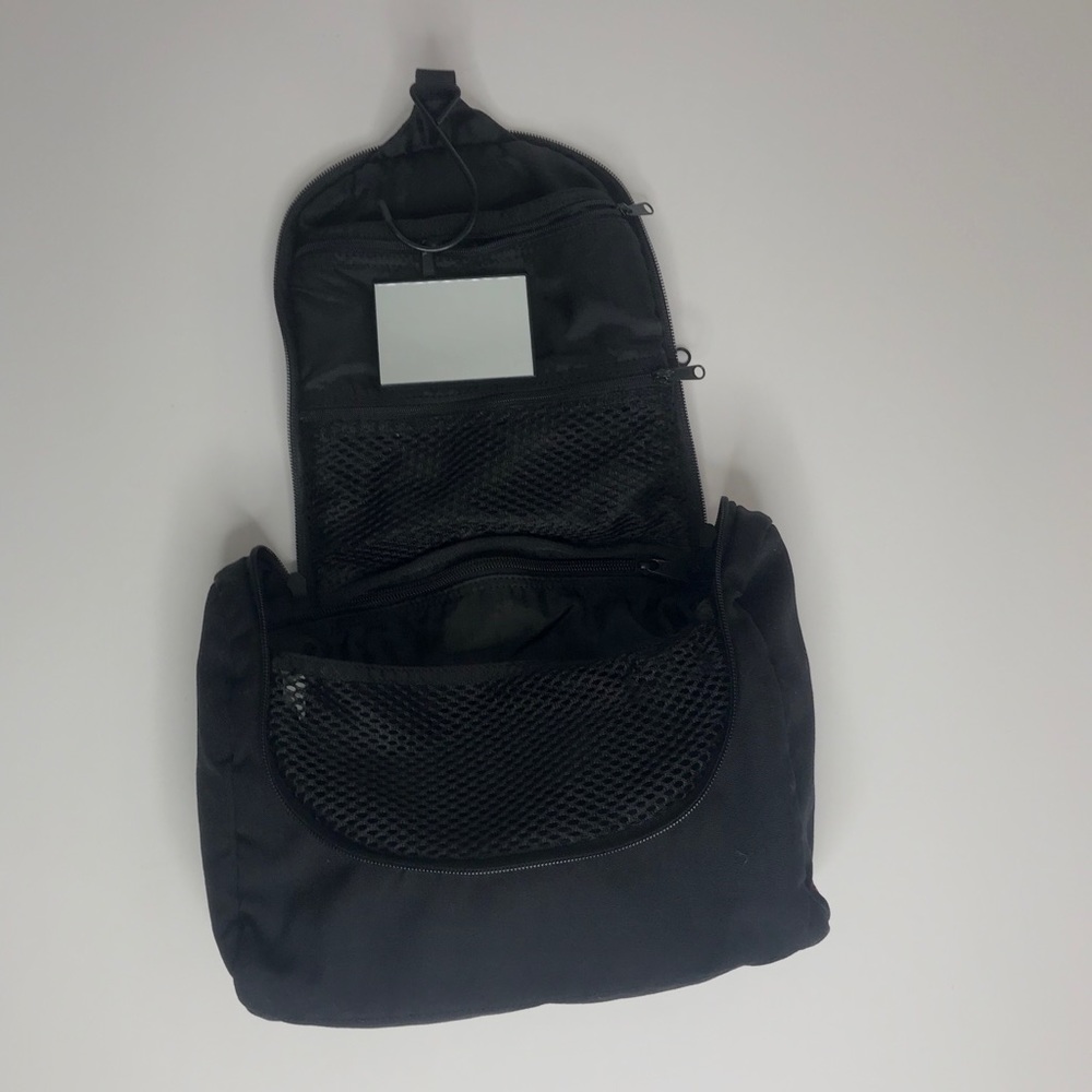 Eagle Creek travel caddy